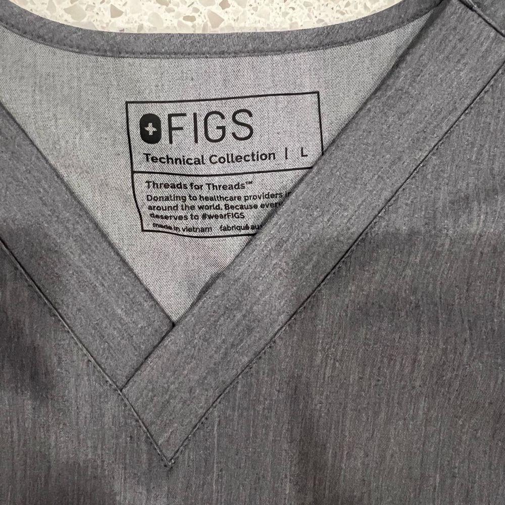 Figs Men's Grey Scub Set - Picture 2 of 5